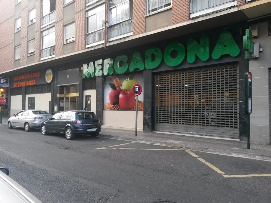 Supermercado Mercadona en Avenida de Madrid, 285, Zaragoza