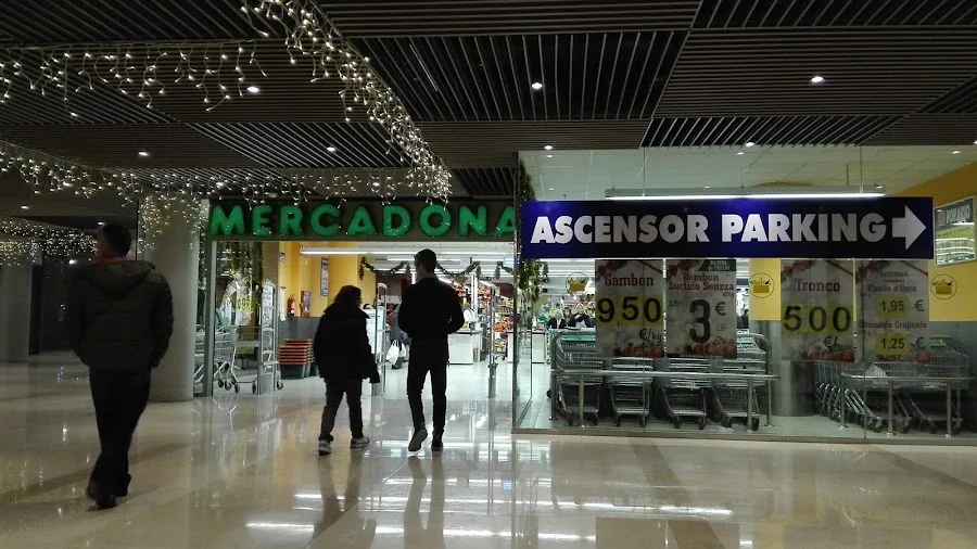 Supermercado Mercadona en Avenida Juan Pablo Ll, 2, Zaragoza
