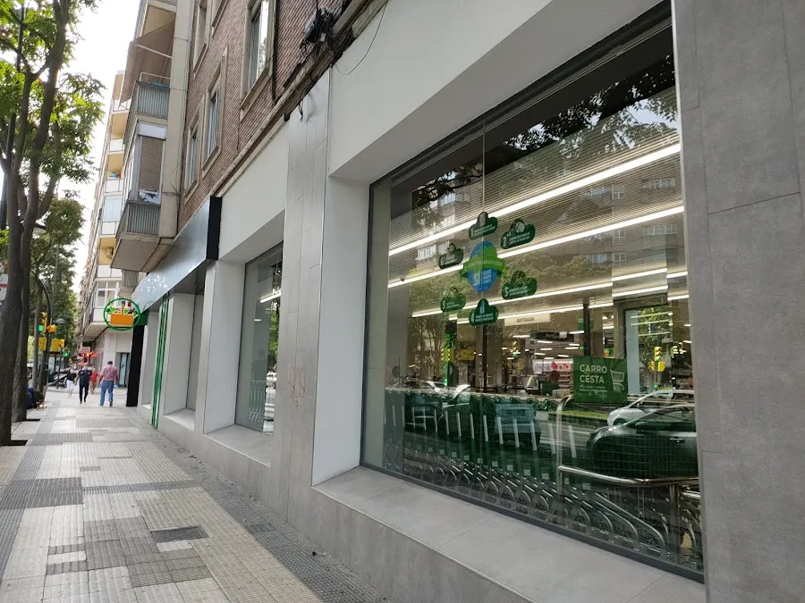 Supermercado Mercadona en Calle Madre Sta. Joaquina de Vedruna, 35, Zaragoza